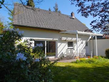 Einfamilienhaus in ruhiger & zentraler Lage in Bremen Vegesack