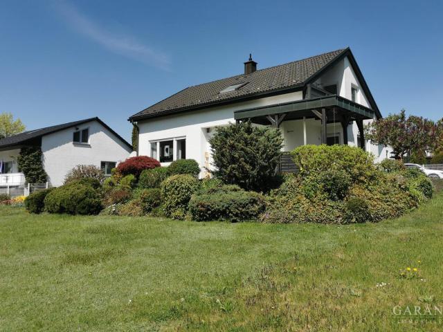 Ihr Zuhause. Ihr Garten. Ihre Freiheit. Einfamilienhaus mit XXL Grundstück ab sofort verfügbar
