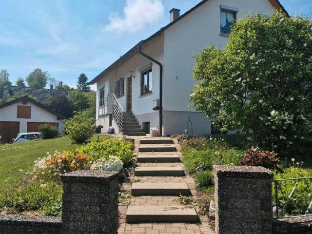 Einfamilienhaus in Top Lage !