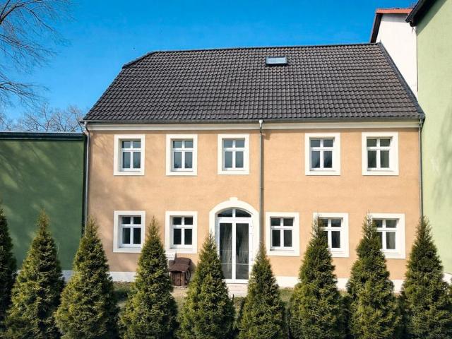 EINFAMILIENHAUS IN ZENRALER LAGE GARTEN UND BLICK AUF DAS SCHLOSS