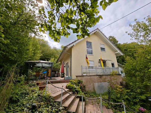 Einfamilienhaus in zentraler Ortsrandlage von Katzenelnbogen