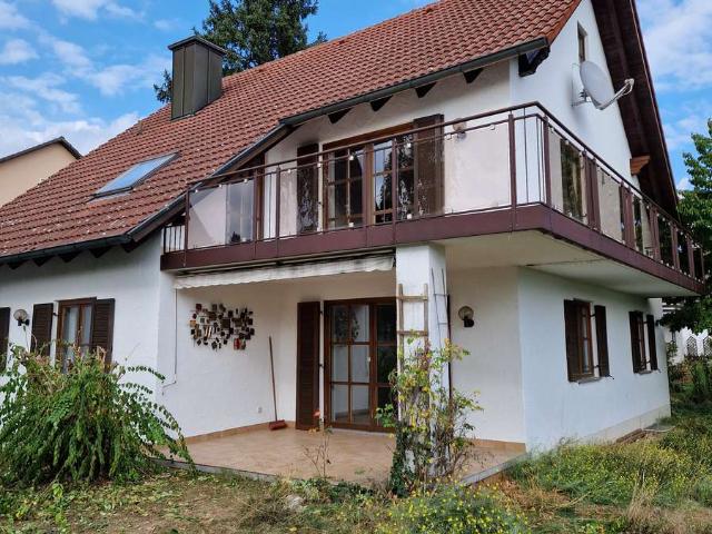 Einfamilienhaus in zentraler und ruhiger Lage