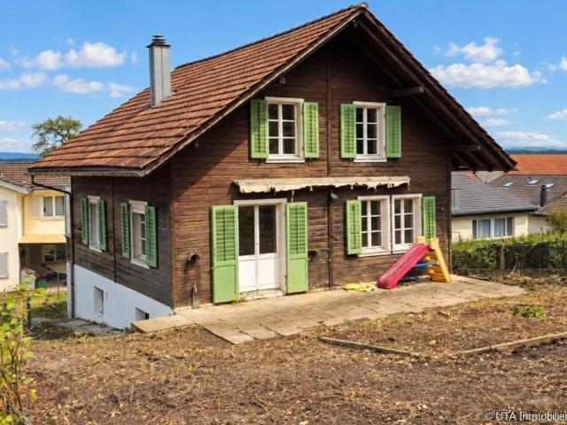 Einfamilienhaus inkl. Projektstudien für EFH und ZFH vorhanden