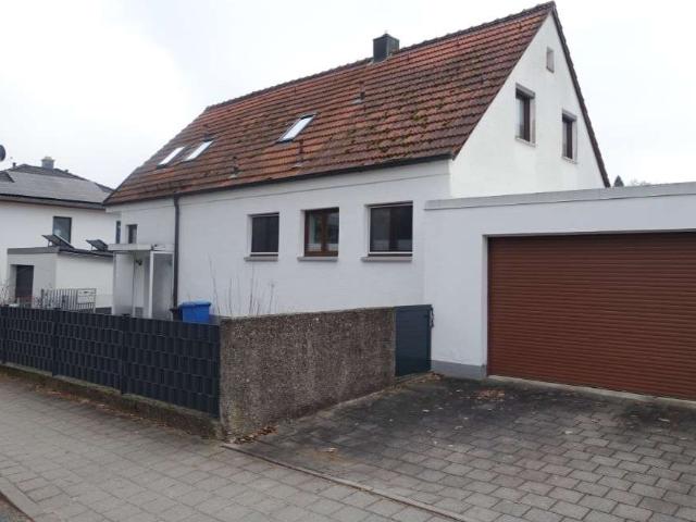 Einfamilienhaus / Mehrgenerationenhaus in Fürth Oberfürberg ohne Makler