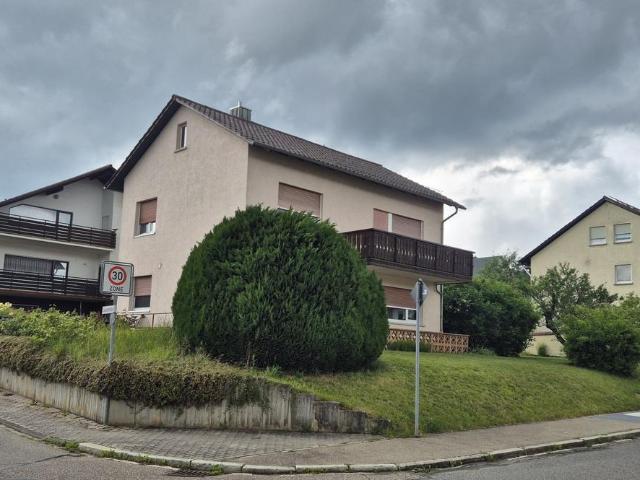 Einfamilienhaus mit Nebengebäude zum Kauf ohne Makler