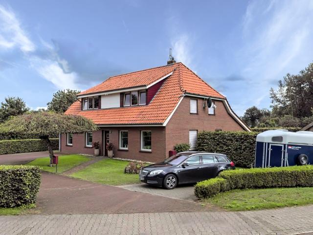 #RESERVIERT# Einfamilienhaus mit Nebengebäuden in Laar Agterhorn