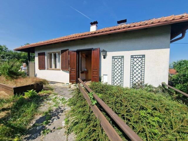 EINFAMILIENHAUS MIT AUSBLICK IN RUHELAGE