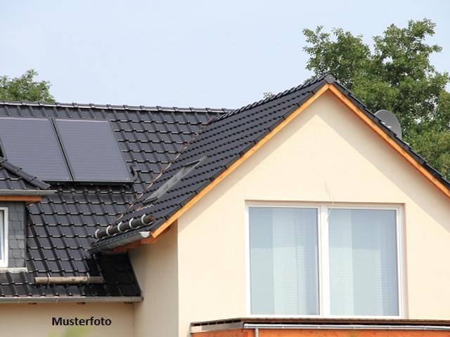 Einfamilienhaus mit Anbau in ruhiger Lage