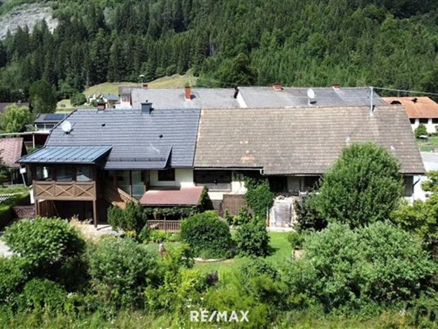 Einfamilienhaus mit angebautem Stallgebäude in Katsch an der Mur