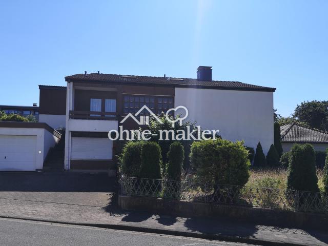 Einfamilienhaus mit Anliegerwohnung