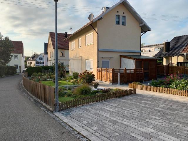 Einfamilienhaus mit Baugrundstück Weißenhorn