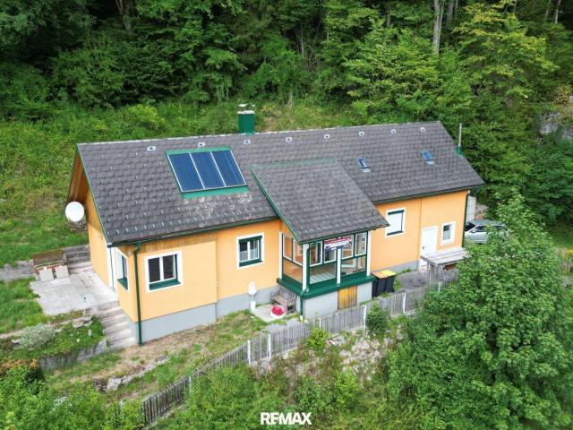 Einfamilienhaus mit Bergblick und großem Grundstück in Pichelrotte