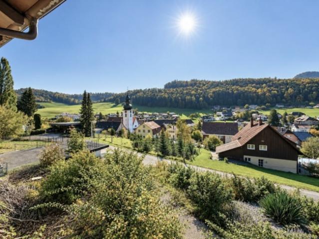 EINFAMILIENHAUS MIT BEWILLIGTEM BAUPROJEKT ATTRAKTIVE GELEGENHEIT MIT GESTALTUNGSSPIELRAUM