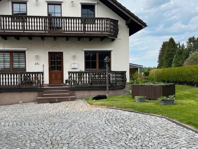 Einfamilienhaus mit Blick ins Grüne