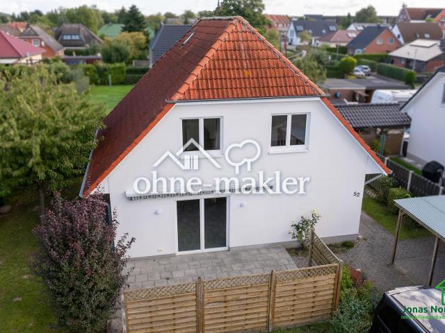 Einfamilienhaus mit Carport und Garten