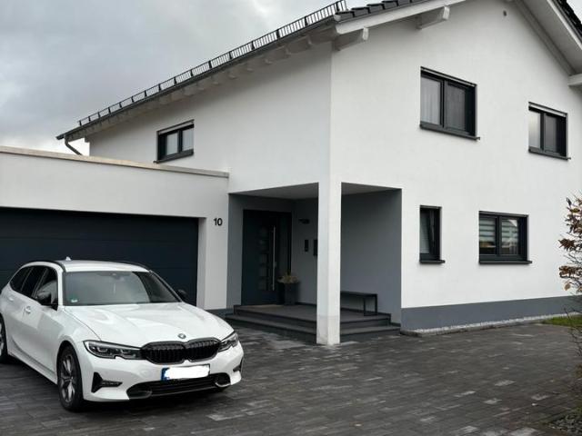 Einfamilienhaus mit Doppelgarage