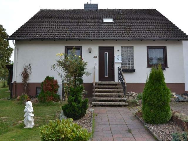 Einfamilienhaus mit Doppelgarage