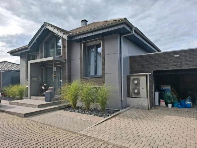 Einfamilienhaus mit Doppelgarage* Provisionsfrei!