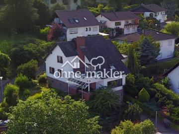 Einfamilienhaus mit Einliegerwohnung