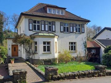 Einfamilienhaus mit Einliegerwohnung