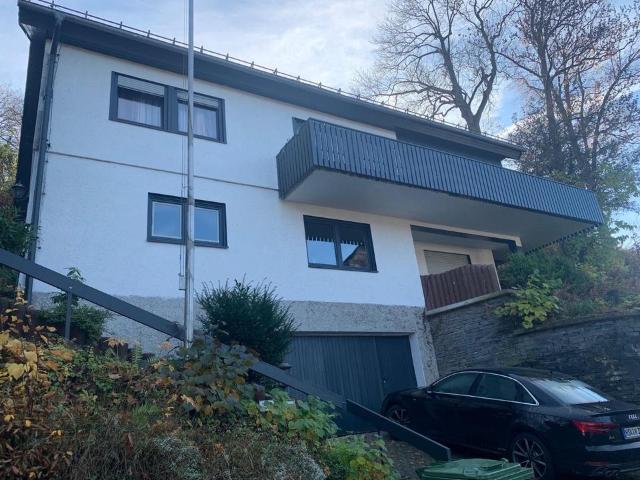 Einfamilienhaus mit Einliegerwohnung