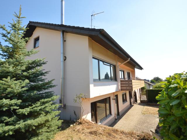 Einfamilienhaus mit Einliegerwohnung