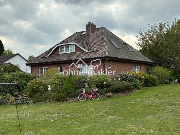 Einfamilienhaus mit Einliegerwohnung