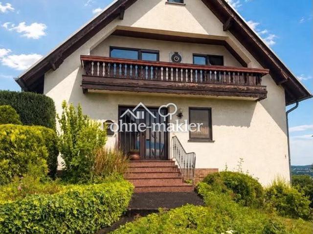 Einfamilienhaus mit Einliegerwohnung
