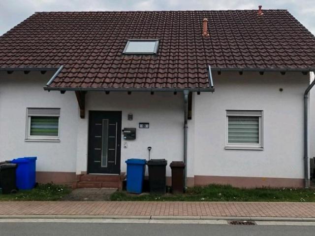Einfamilienhaus mit Einliegerwohnung