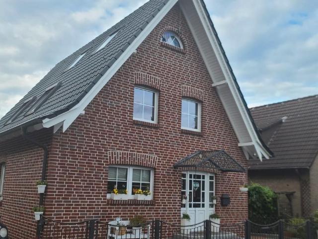Einfamilienhaus mit Einliegerwohnung