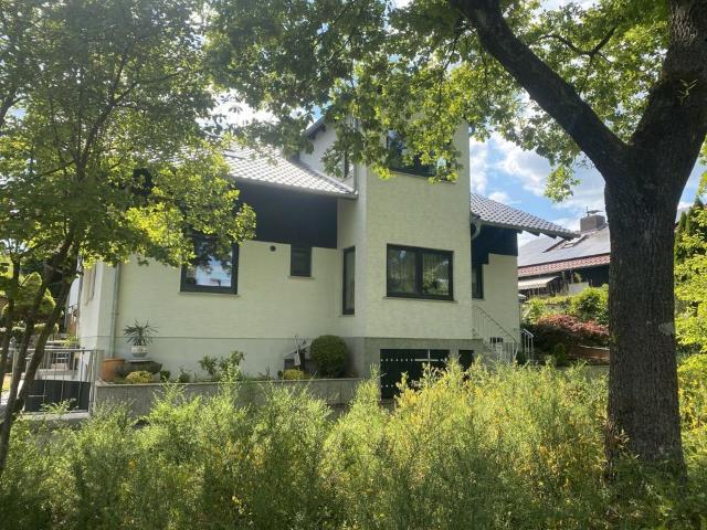 Einfamilienhaus mit Einliegerwohnung KL Uni Wohngebiet
