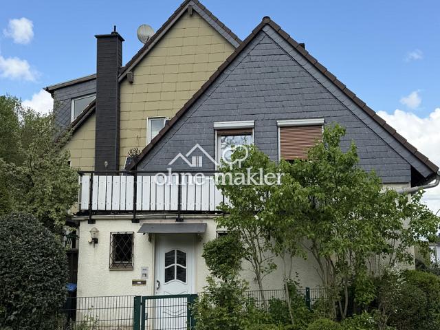 Einfamilienhaus mit Einliegerwohnung im Grünen von privat