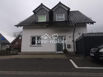 Großzügiges 1 FH mit Einliegerwohnung, Wintergarten, Doppelgarage und 3 Stellpl. in 59457 Werl“