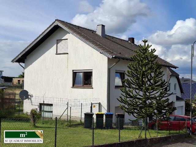 Gepflegtes Einfamilienhaus mit Einliegerwohnung in guter Lage