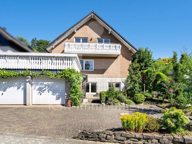 Einfamilienhaus mit Einliegerwohnung in Sackgassenlage von Wipperfürth!
