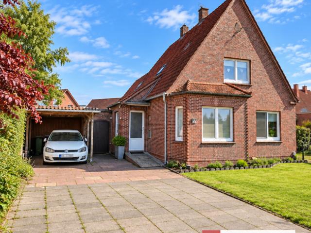 Einfamilienhaus mit Einliegerwohnung in Rastede Leuchtenburg Obj. Nr. 6679