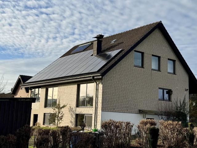 Einfamilienhaus mit Einliegerwohnung in ruhiger Wohnlage