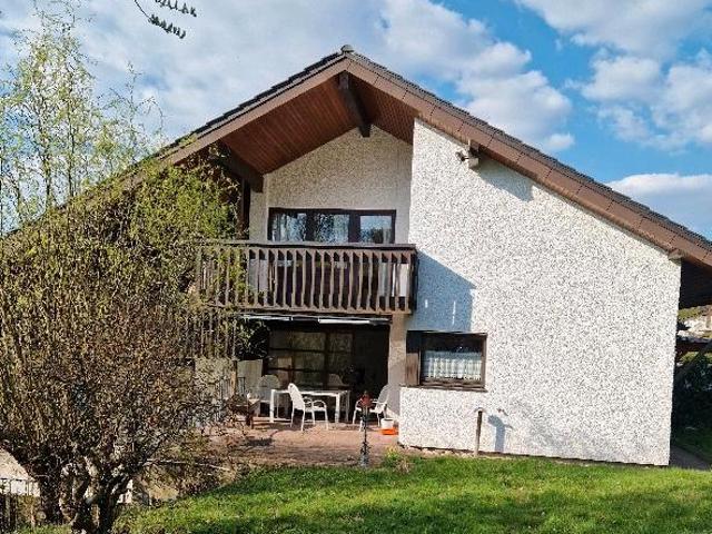 Einfamilienhaus mit Einliegerwohnung Mit Energieausweis