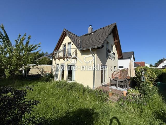 Einfamilienhaus mit Garage und charmantem Garten – Ihr neues Zuhause in Klinga / Parthenstein