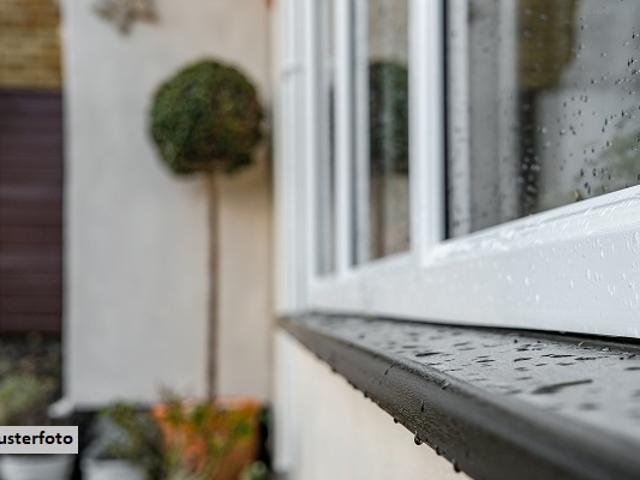 Einfamilienhaus mit Garage in familienfreundlicher Wohnlage
