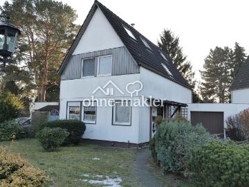 Einfamilienhaus mit Garten und Garage in Rudow, freiwerdend
