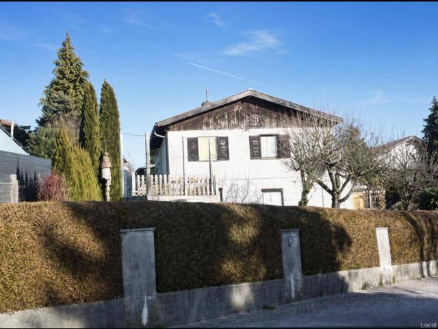 Einfamilienhaus mit Garten und Keller