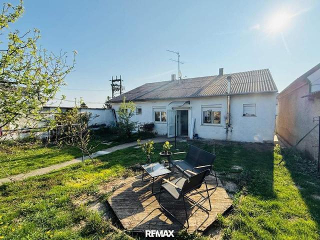 Neuer Preis Einfamilienhaus auf Eckgrundstück mit Einfahrt & Nebengebäuden
