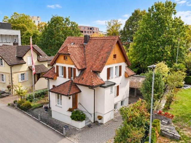 Einfamilienhaus mit Garten in Wohlen mieten