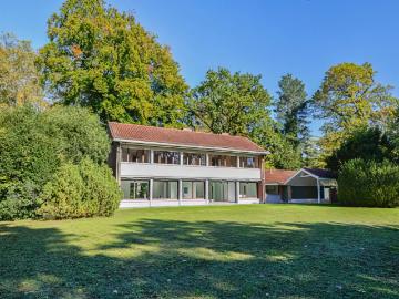 Gellertstrasse, Grossbasel, Karl Barth-Platz