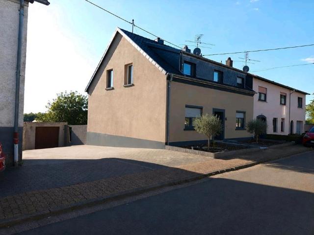 Einfamilienhaus mit großem Garten, keine Provision !