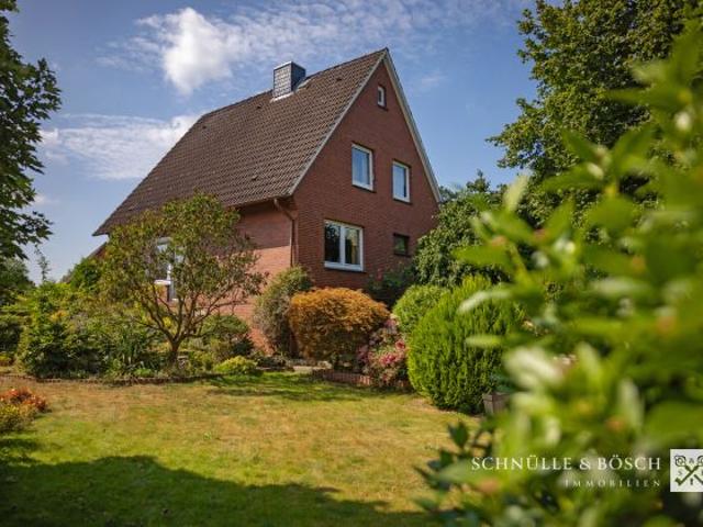 Einfamilienhaus mit großem Garten Sackgassenlage in Horneburg
