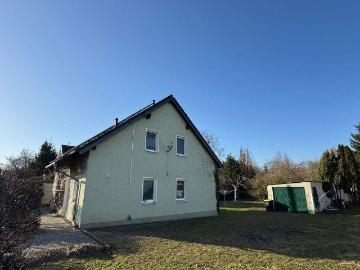 Einfamilienhaus mit großem Grundstück und altem Obstbaumbestand in Vieritz zu verkaufen!