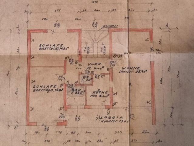Einfamilienhaus mit Großem Grundstück und Nebengebäude in Traumhaft Ruhiger Lage