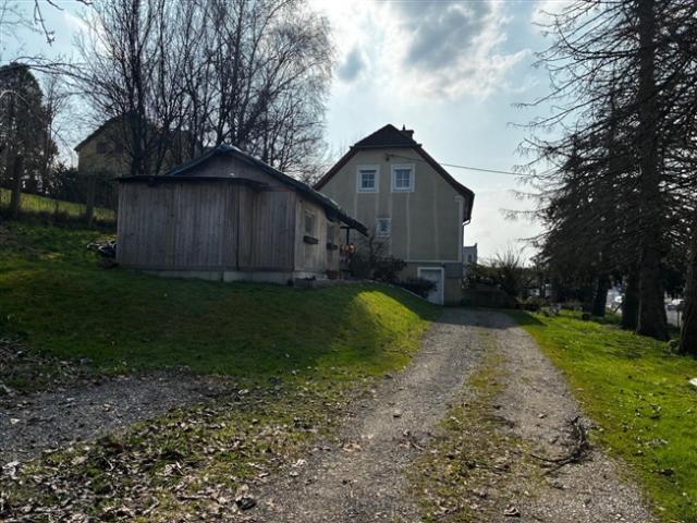 Einfamilienhaus mit großem Grundstück bei Graz